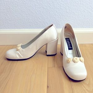 Unlisted vintage 90s satin pumps, Size 7.5